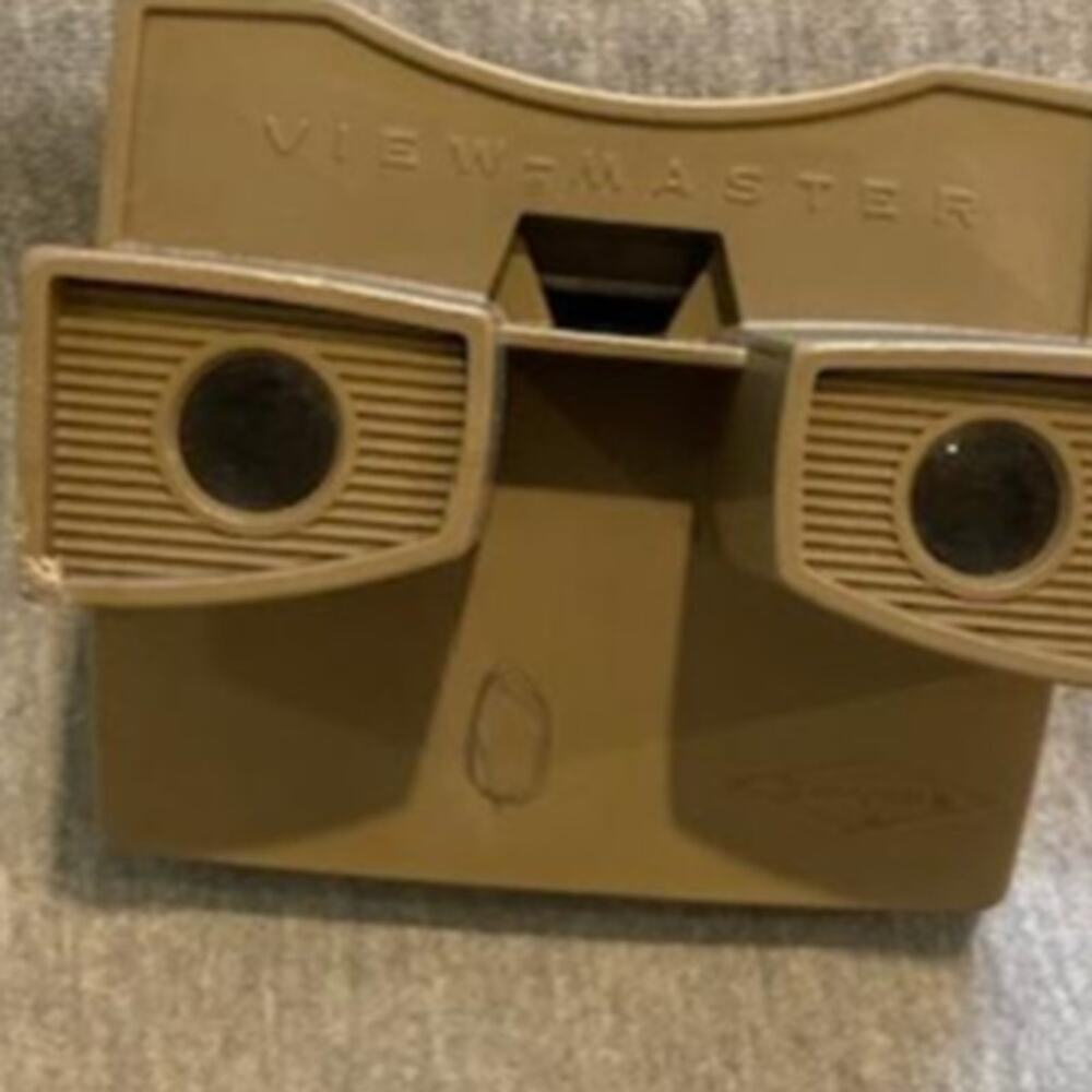 Vintage View-Master, 20 reels & Album